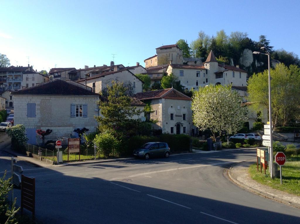 L'Hotel Du Perigord Aubeterre-sur-Dronne Rom bilde